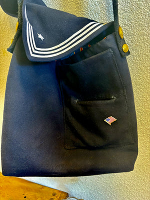 Front pocket view of a US Navy shirt collar bag.