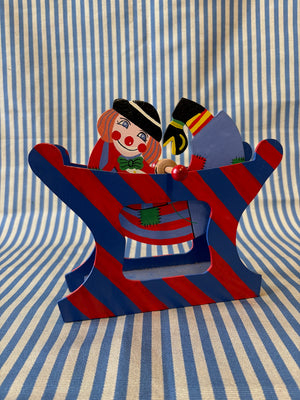 Spinning clown toy front view