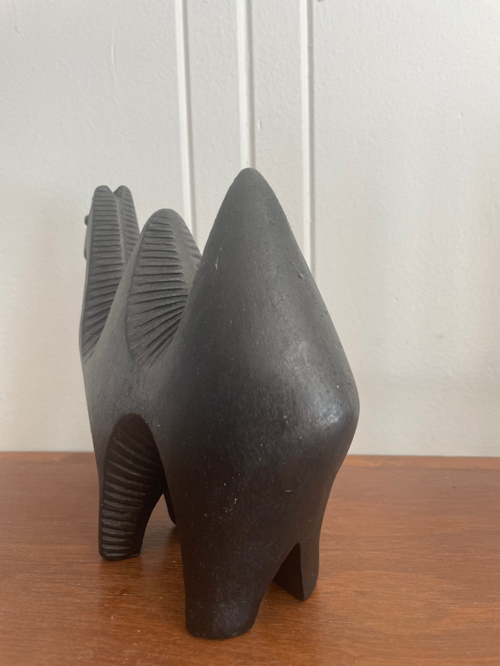 Vintage camel figurine from the 1950s