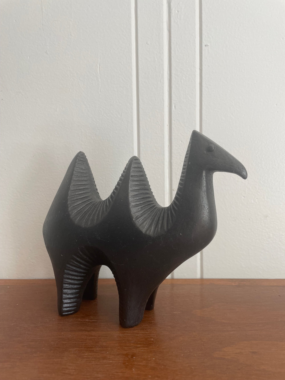 Vintage camel figurine from the 1950s