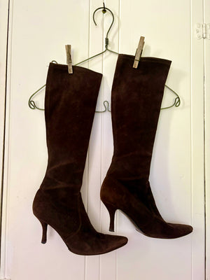 Jenny's brown suede boots
