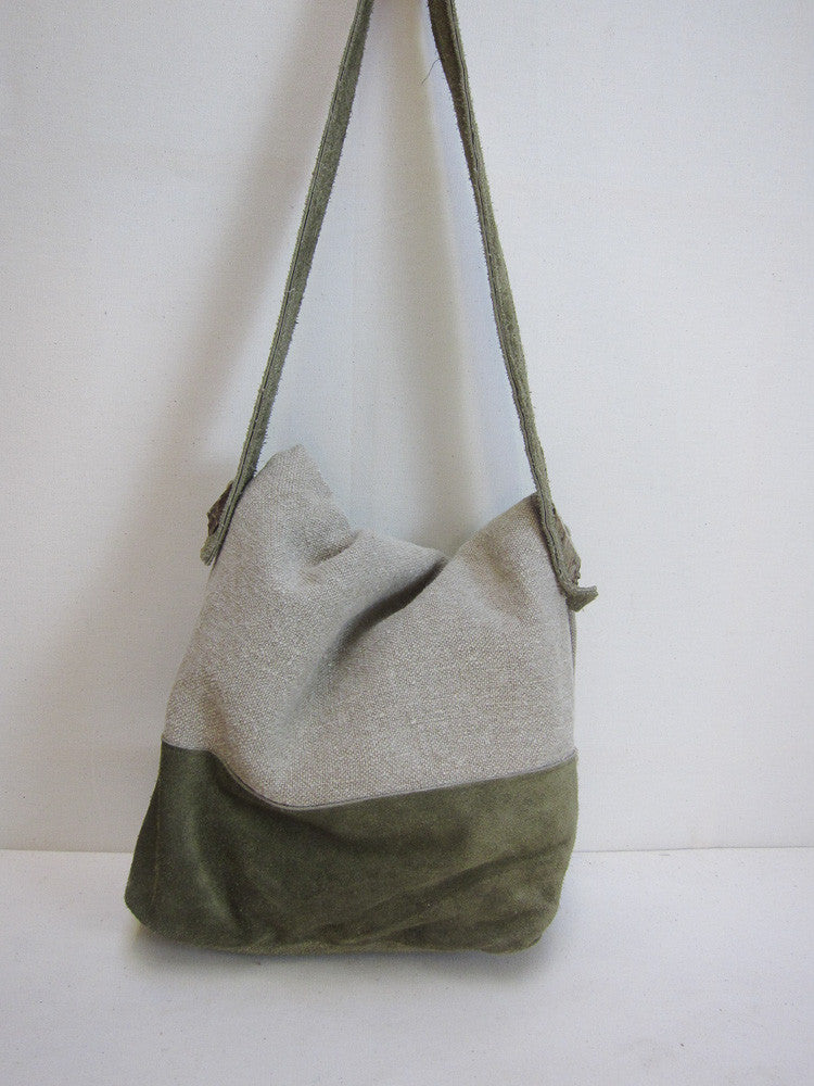 Handmade linen lug-around bag 