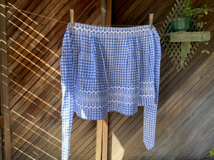 Vintage gingham cross stitch apron front