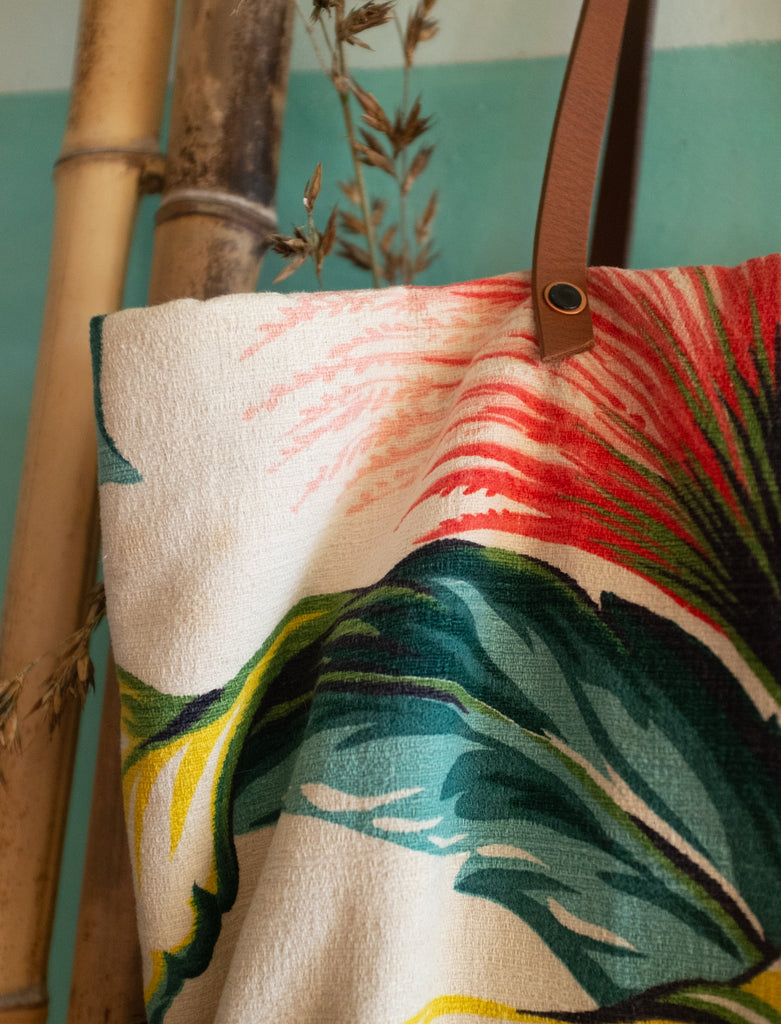 Lana's banana leaf tote bag