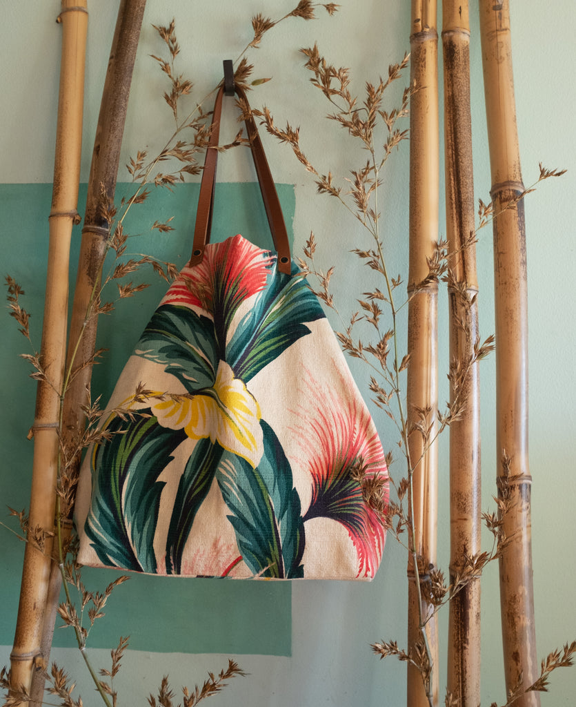 Lana's banana leaf tote bag