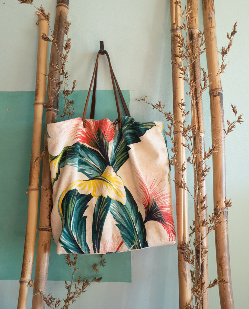 Lana's banana leaf tote bag
