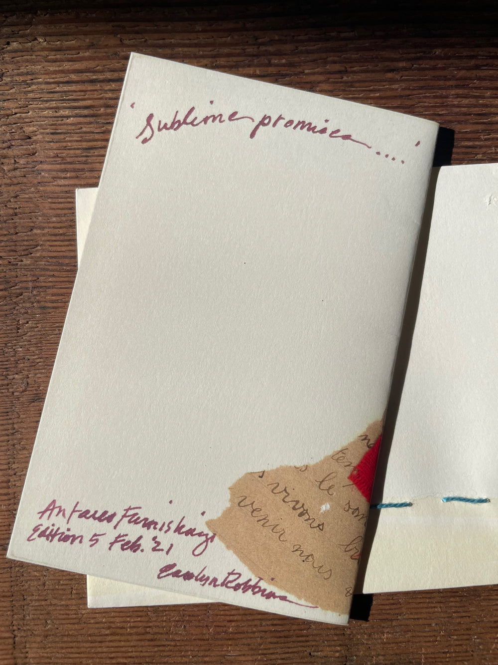 Elegant gent pack of printed cards with romantic themes and designs