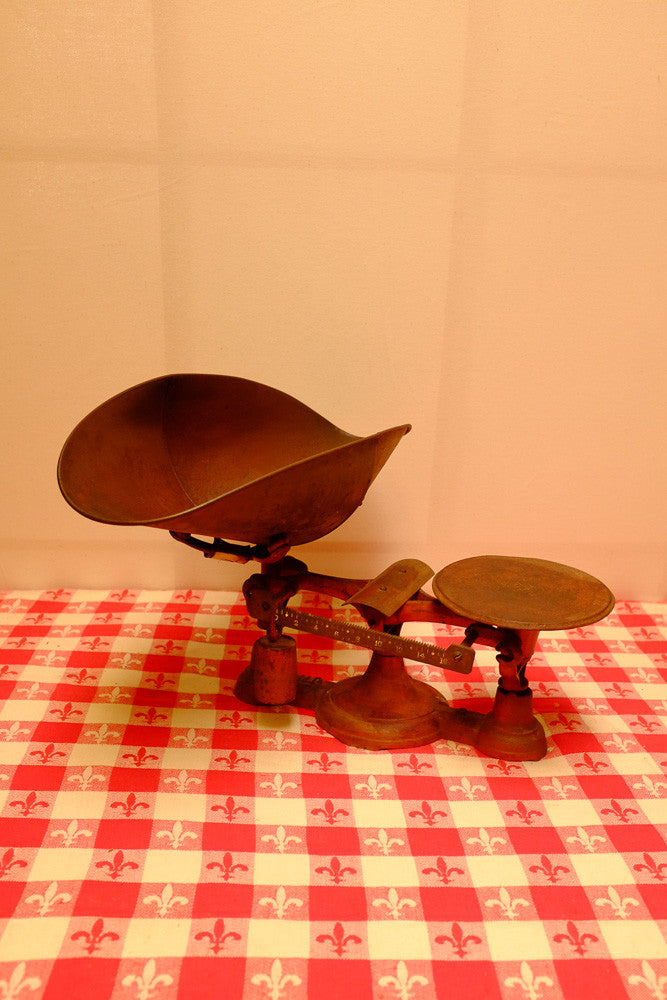 Vintage industrial scale made from a metal fire bucket 