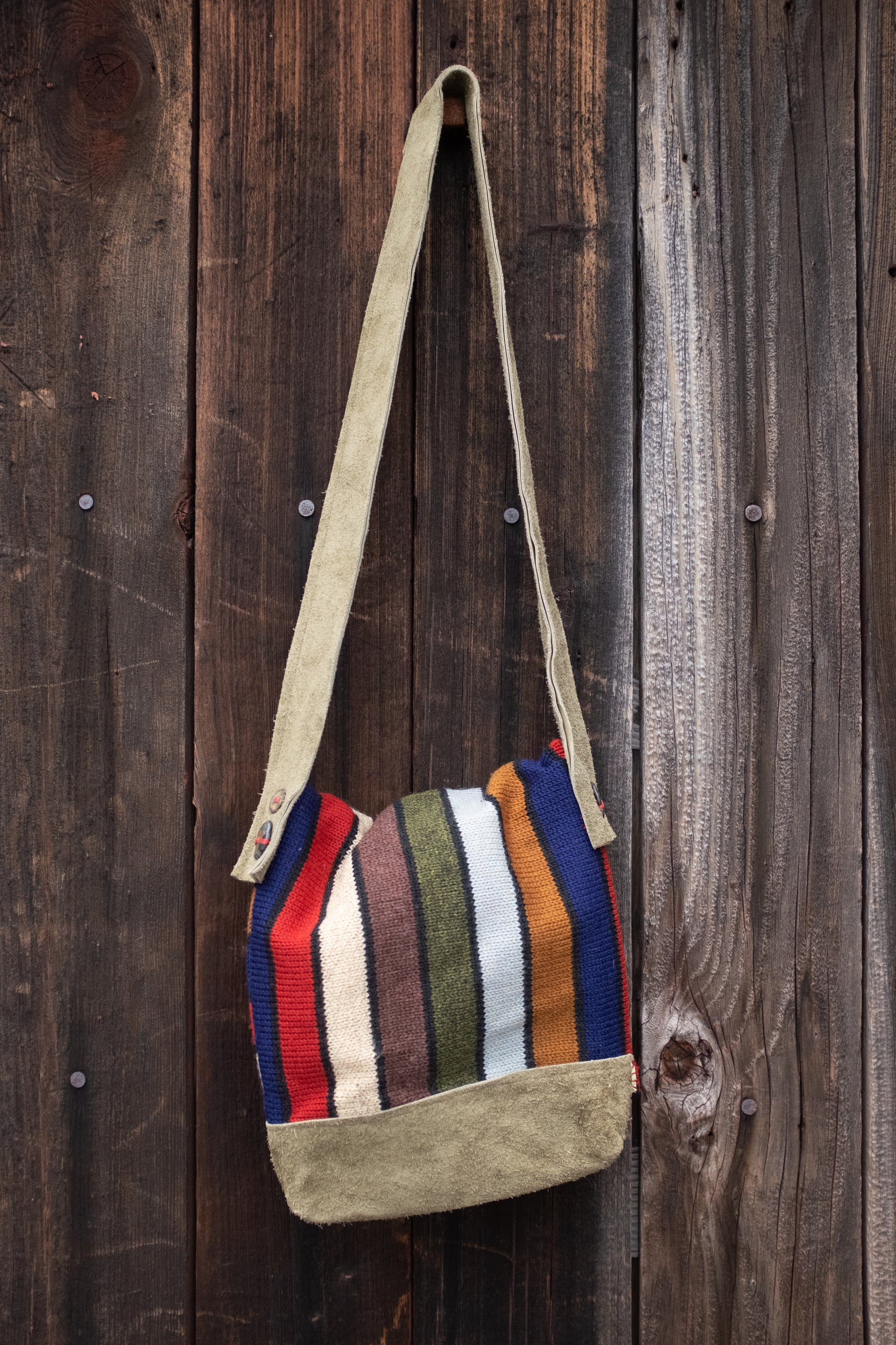  Knit and leather pencil bag